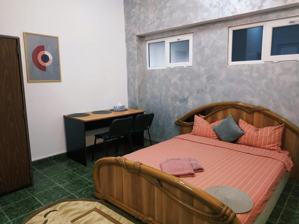 Casa Agape Hotel Pitesti Exterior photo