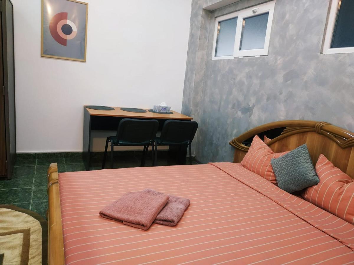 Casa Agape Hotel Pitesti Exterior photo