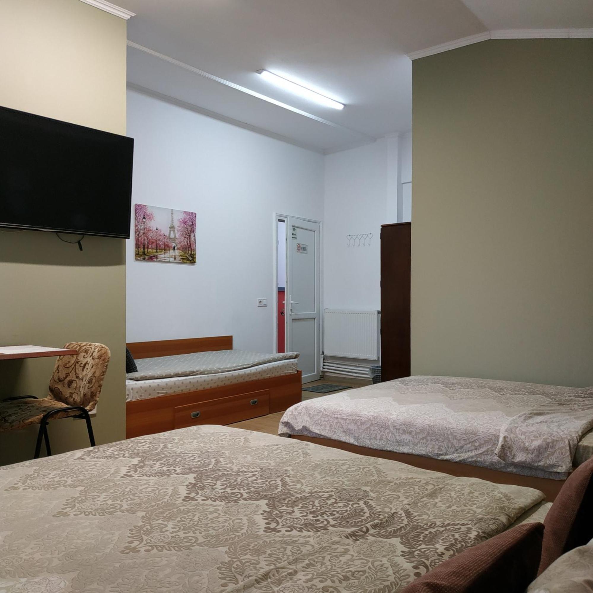 Casa Agape Hotel Pitesti Room photo